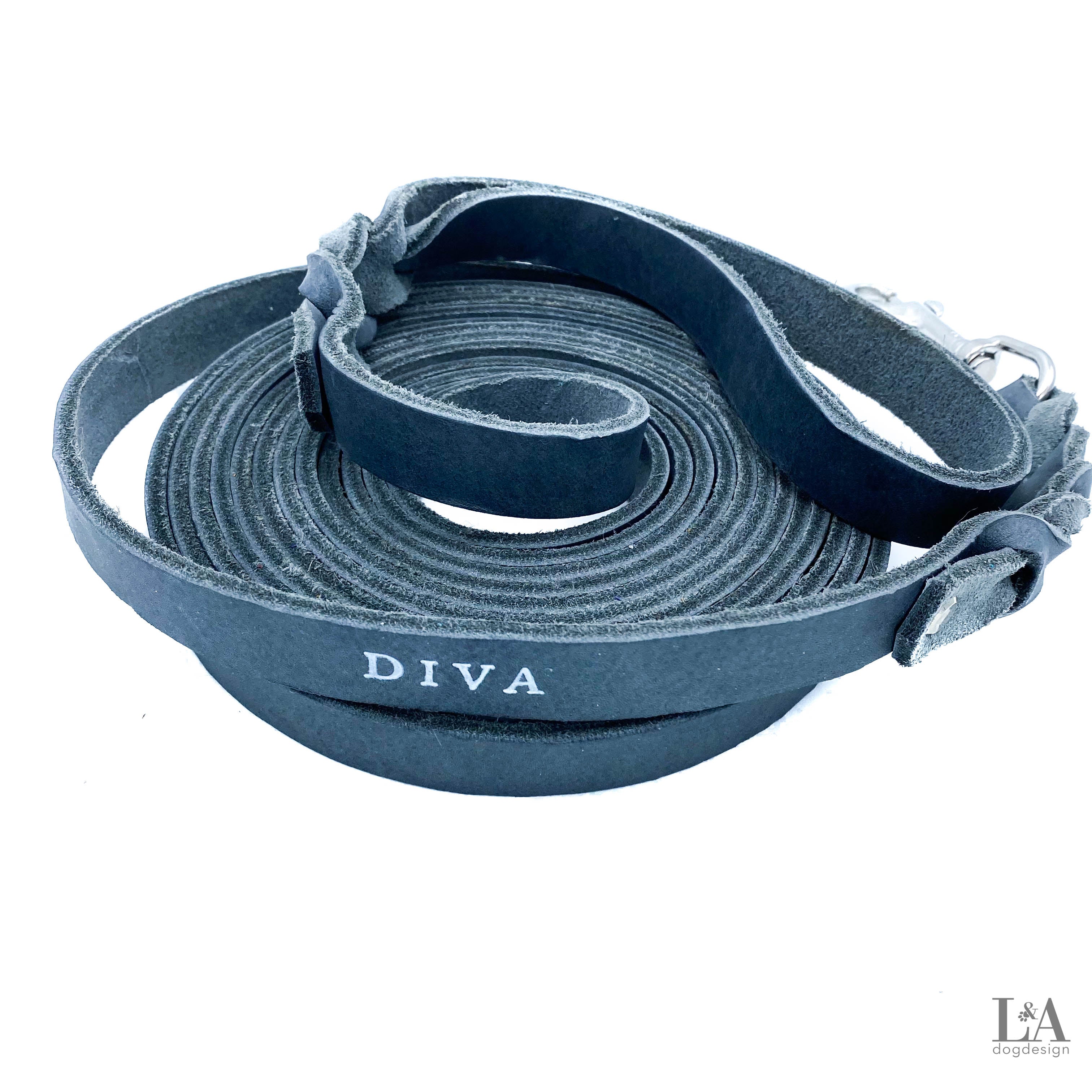 Leather towline with hand loop